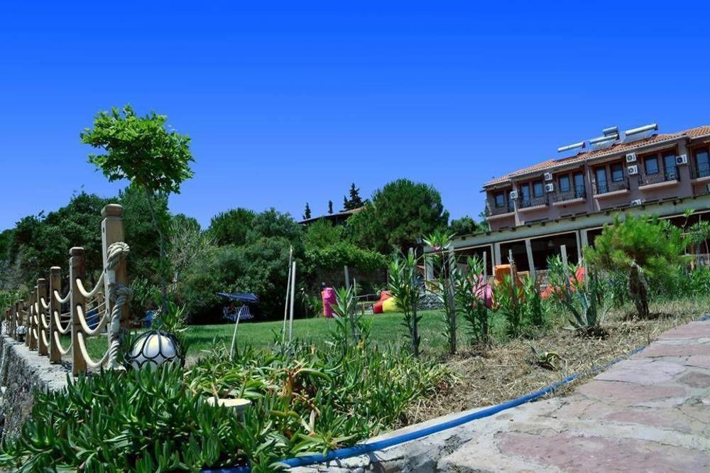Limonata Hotel Assos エクステリア 写真